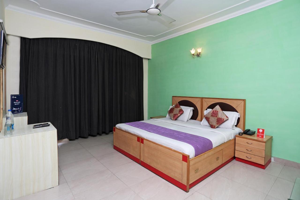 Oyo Near Mg Road Near Aravali Biodiversity Park Gurgaon Ngoại thất bức ảnh